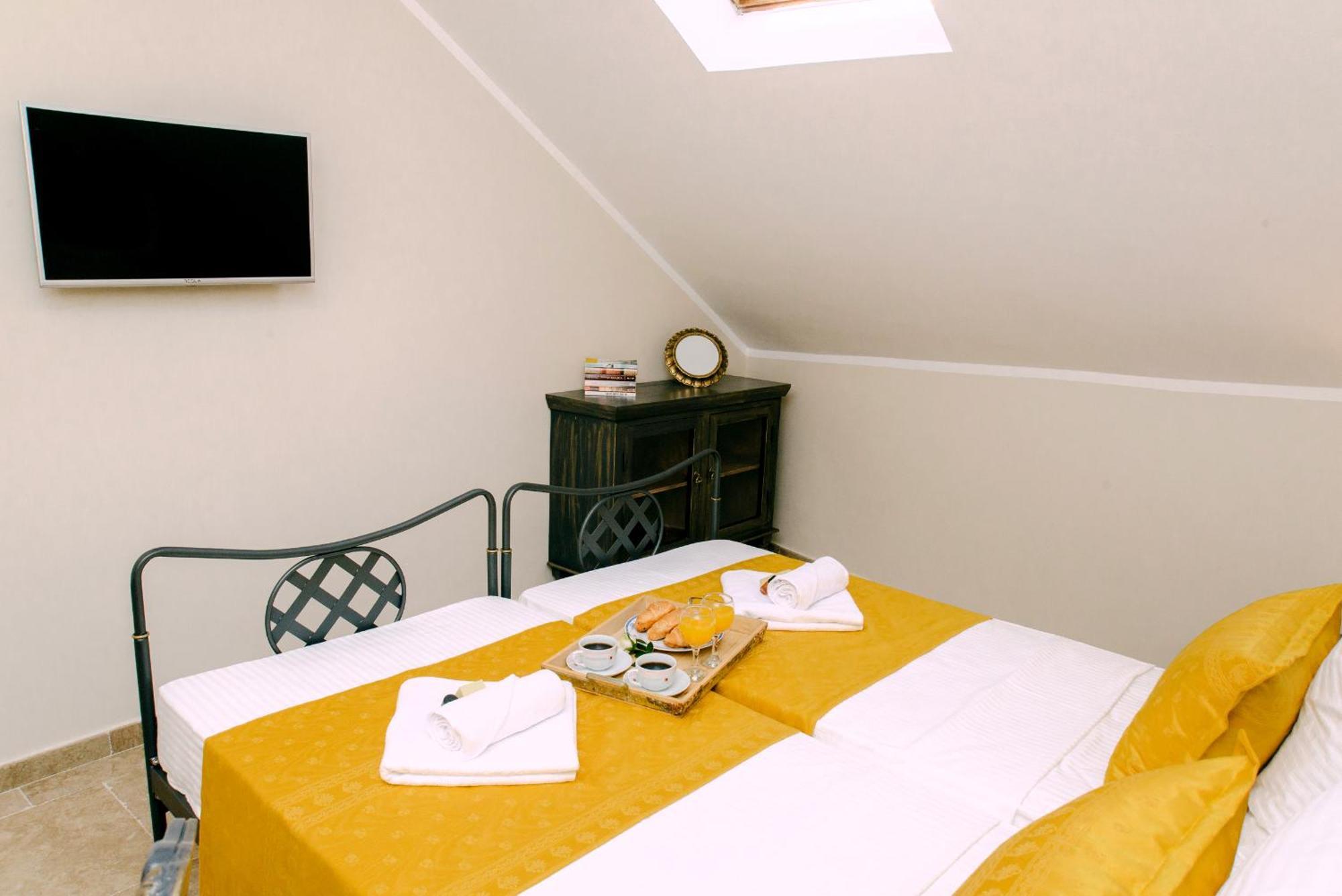 D & Sons Apartments Kotor Pokoj fotografie
