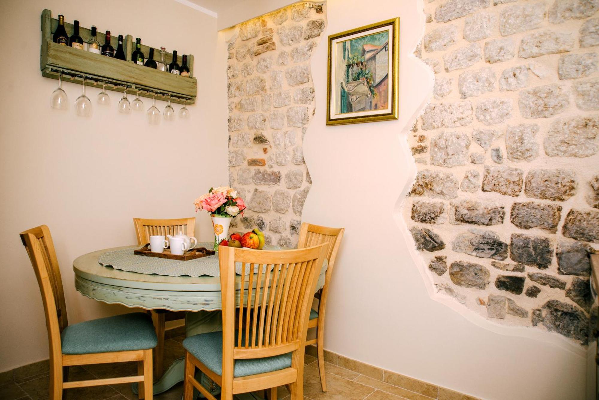 D & Sons Apartments Kotor Pokoj fotografie
