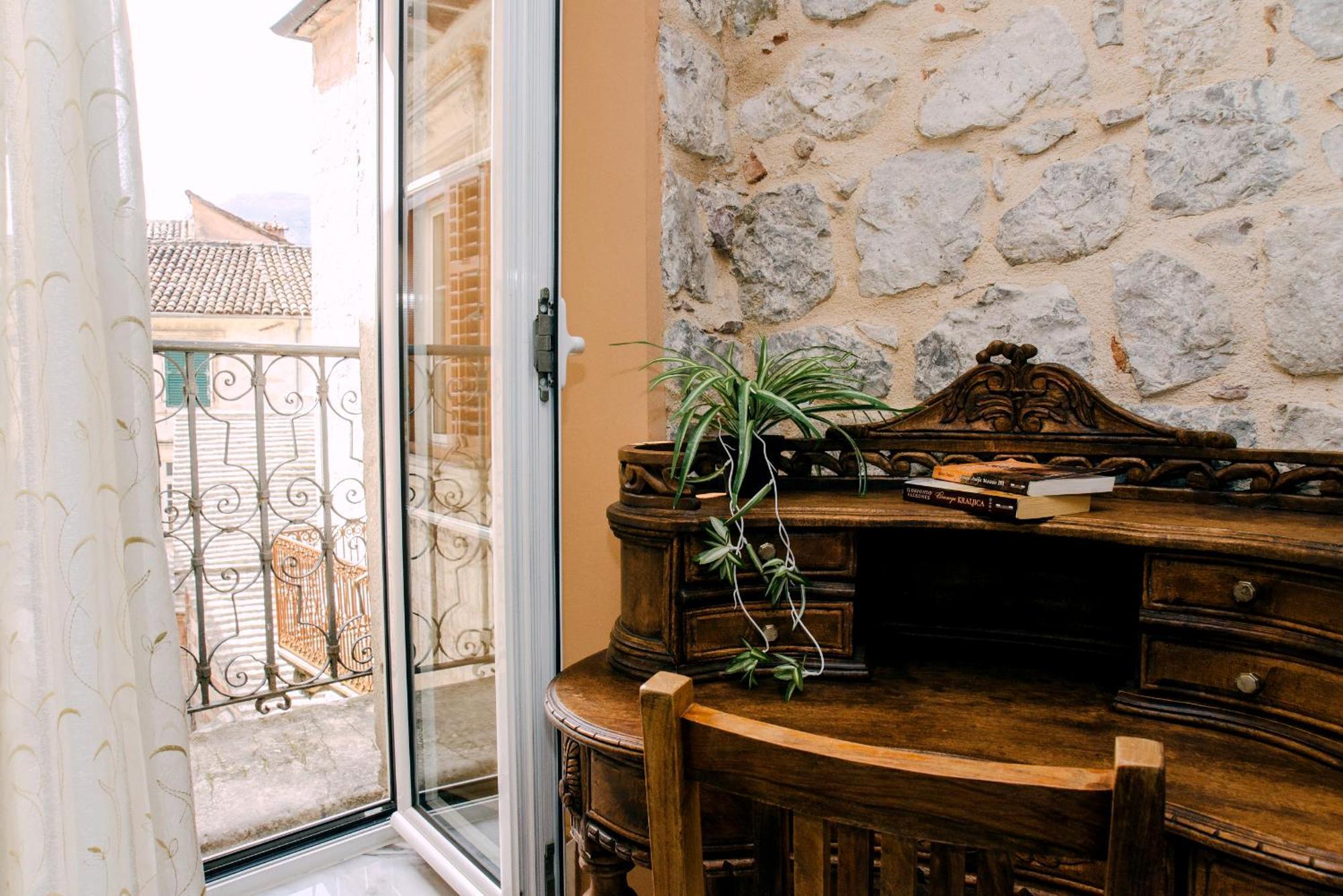 D & Sons Apartments Kotor Pokoj fotografie